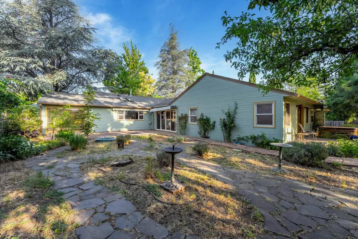 750 Park, Ashland, OR 97520 - Image #1