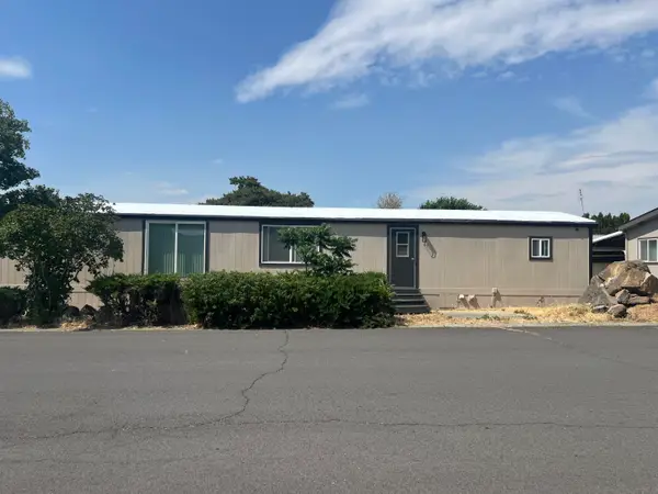 1515 NW Fir, Redmond, OR 97756