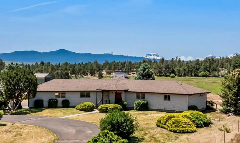64515 Rock Springs, Bend, OR 97703 - Image #2