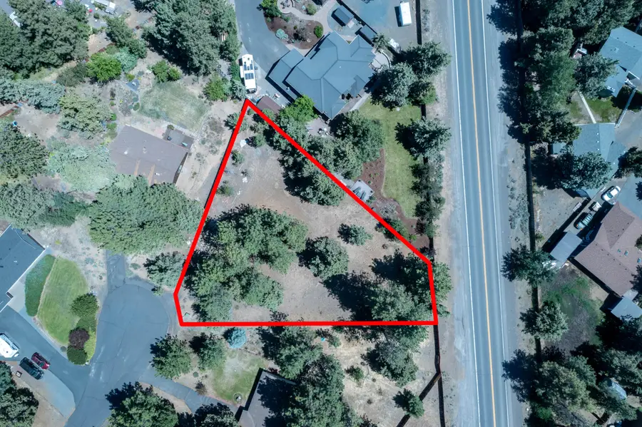 20589 Ambrosia Lane, Bend, OR 97702 - Image #2