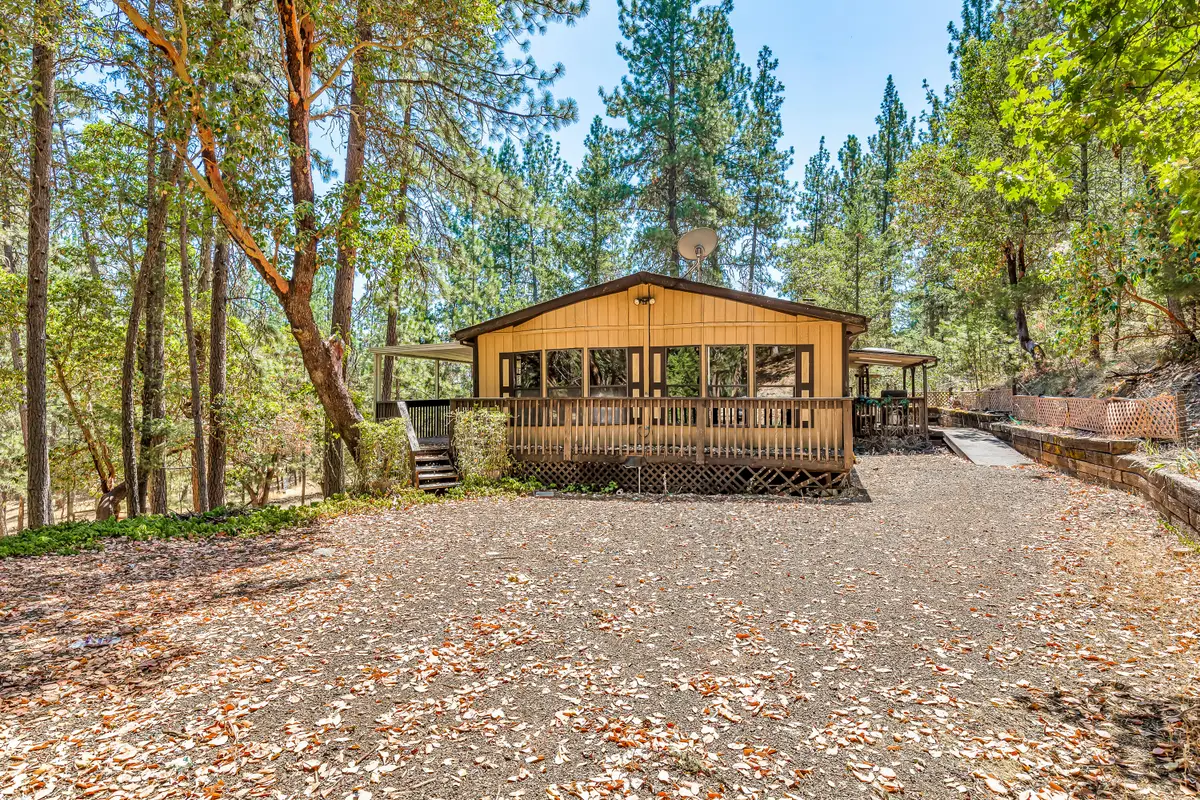 363 Kitty, Eagle Point, OR 97524 - Image #1
