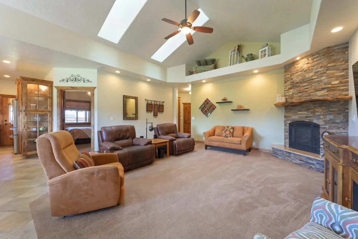 449 NE Owens, Prineville, OR 97754 - Image #1