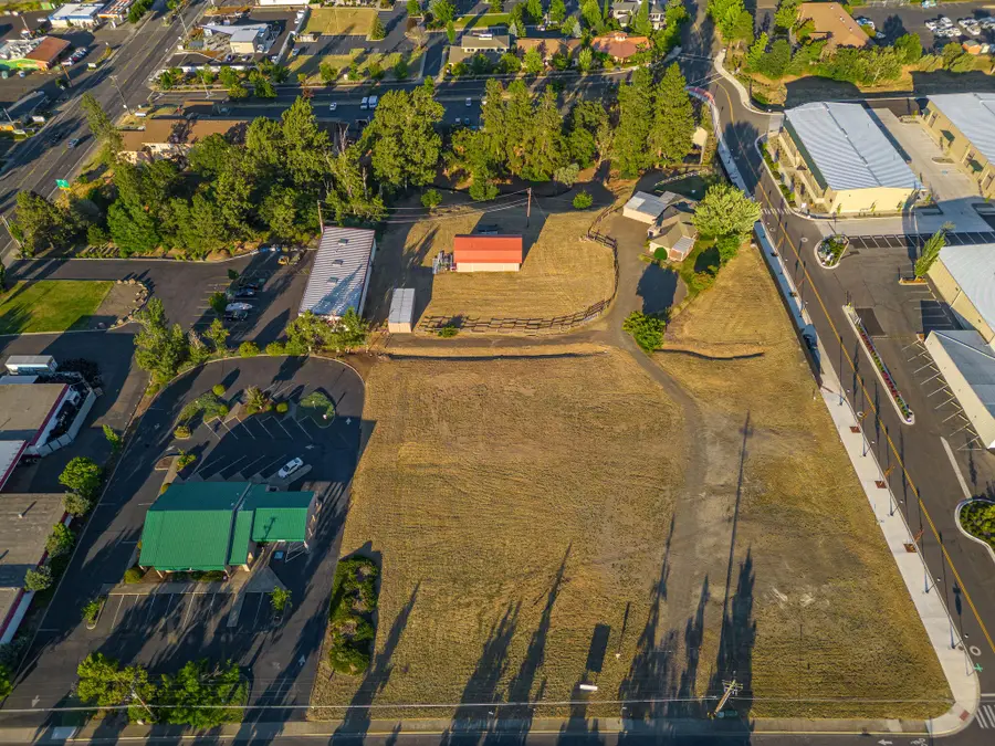 Tolman Cr, Ashland, OR 97520 - Image #3