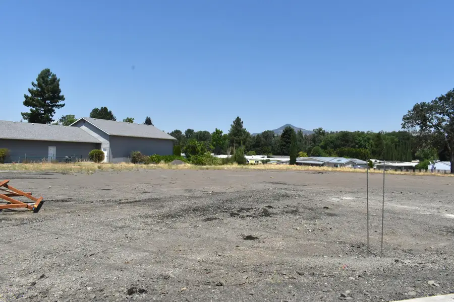 3459 S Pacific, Phoenix, OR 97535 - Image #2