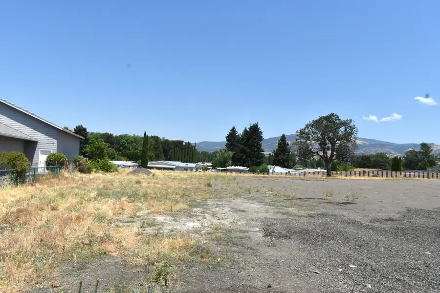 3459 S Pacific, Phoenix, OR 97535 - Image #3