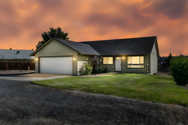 639 SE 10th, Madras, OR 97741