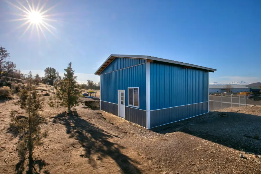 932 SE 4th, Redmond, OR 97756 - Image #2