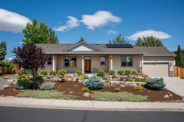 3344 SW Cascade Vista, Redmond, OR 97756