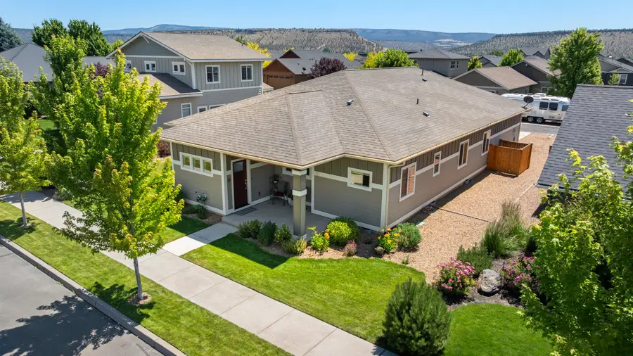 742 NE Union Loop, Prineville, OR 97754 - #3