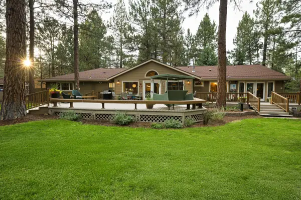 14853 Crupper, Sisters, OR 97759