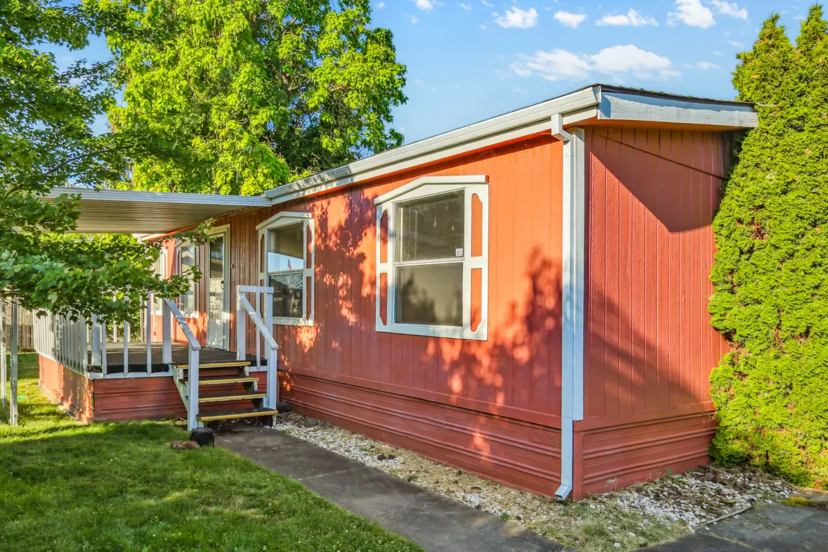 6850 Downing, Central Point, OR 97502 - Image #1