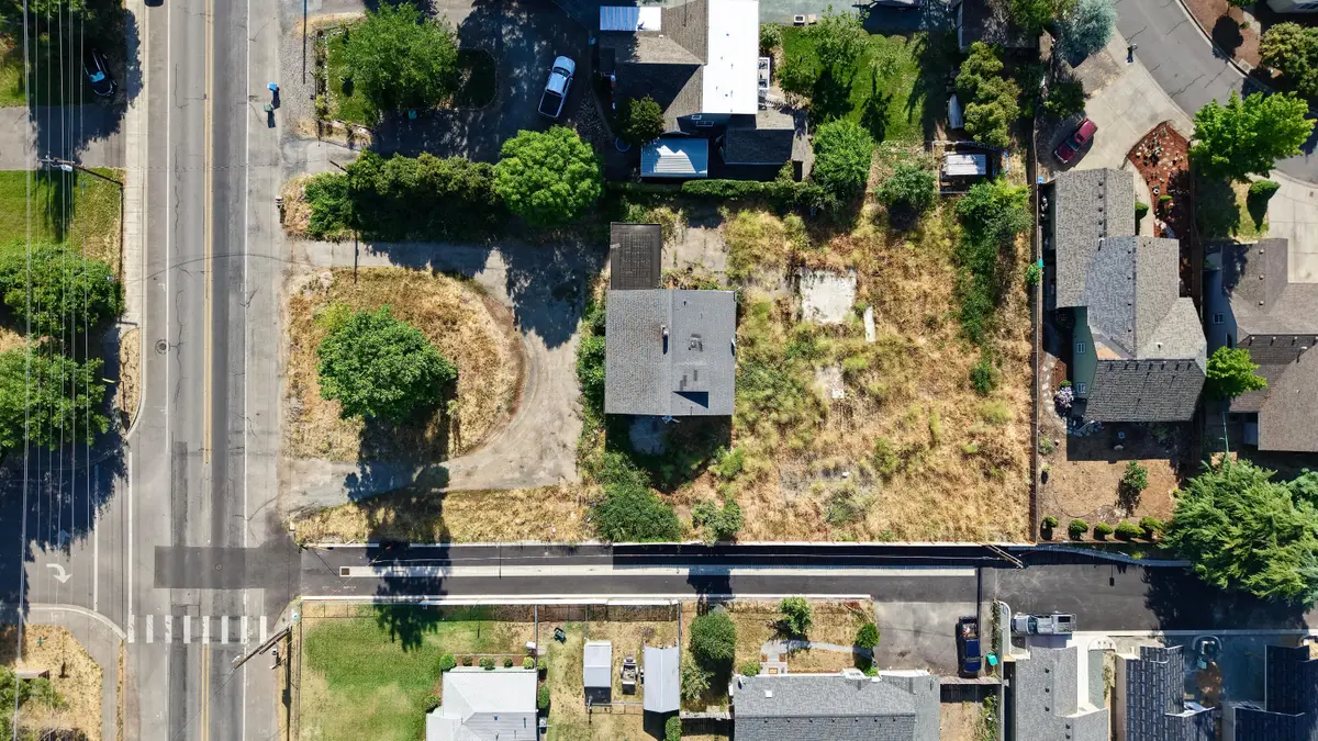 1419 Fruitdale, Grants Pass, OR 97527 - Image #1