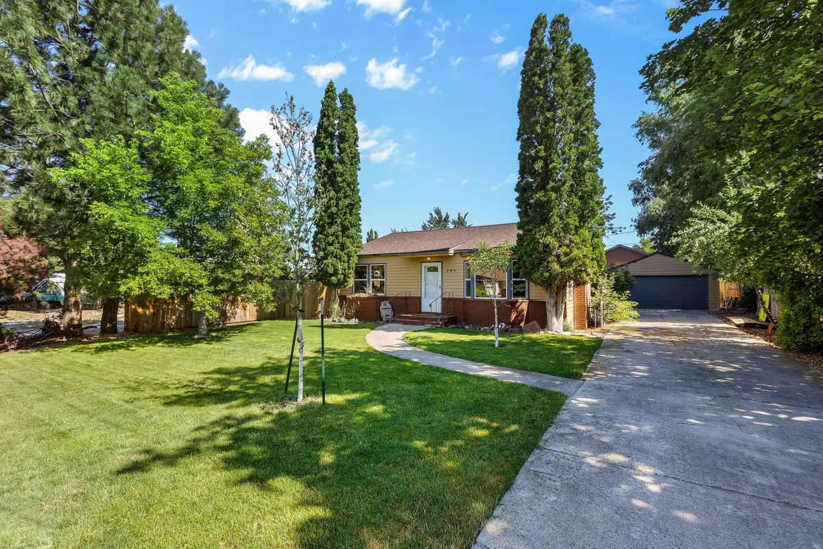 795 NE Ochoco, Prineville, OR 97754 - Image #1