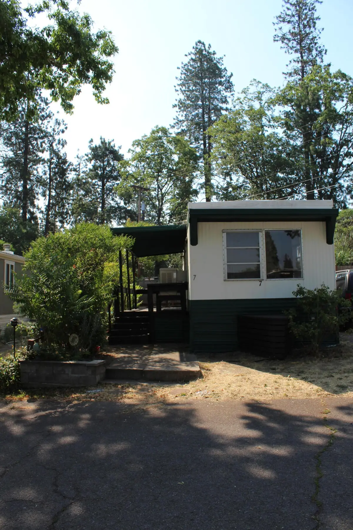 2799 Siskiyou, Ashland, OR 97520 - Image #1