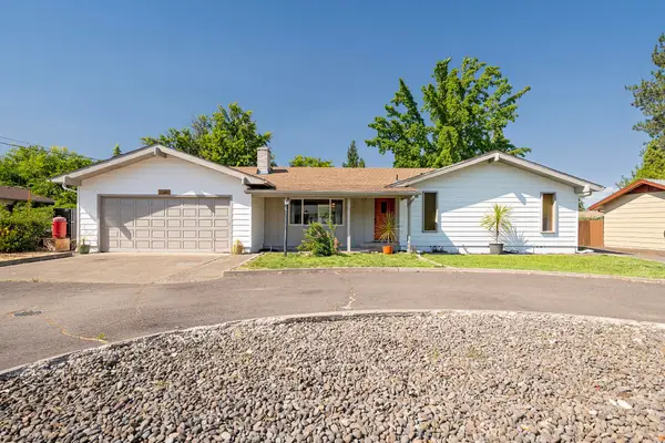 2080 Alamar, Medford, OR 97501