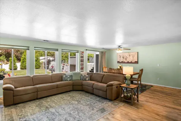 100 Covey, Grants Pass, OR 97527