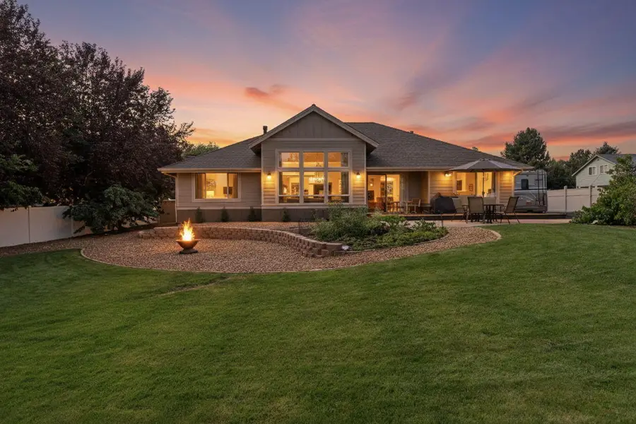 21420 Belknap, Bend, OR 97701 - Image #2