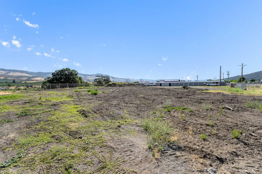 0 Pacific South, Talent, OR 97540 - Image #3