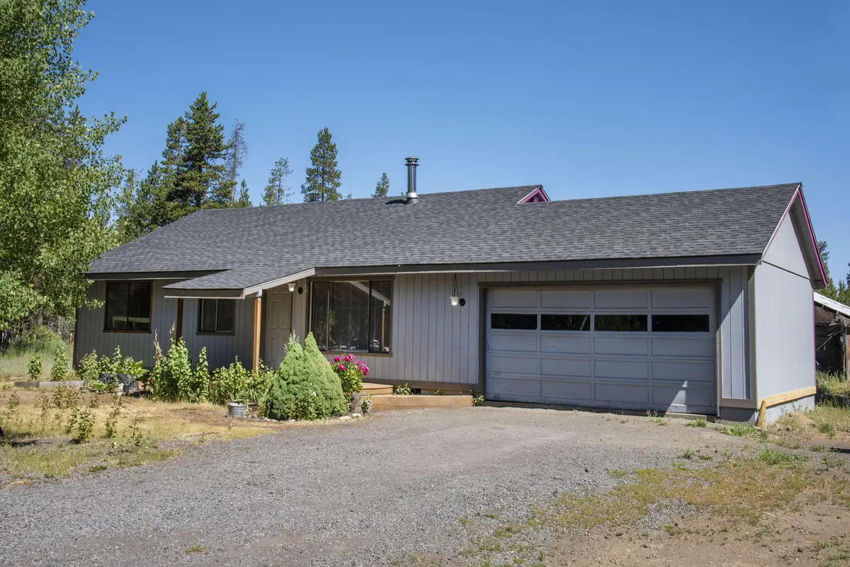 15994 Camino De Oro, La Pine, OR 97739 - Image #1