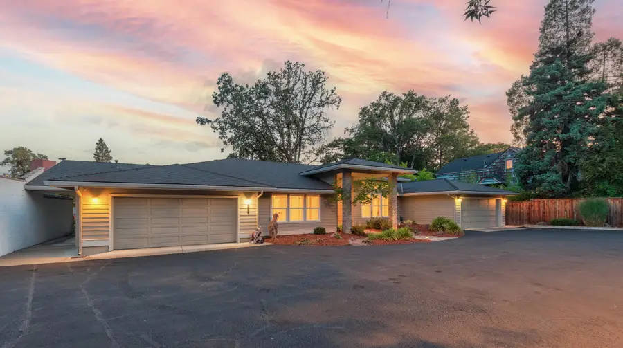 619 SE M Street, Grants Pass, OR 97526 - #2