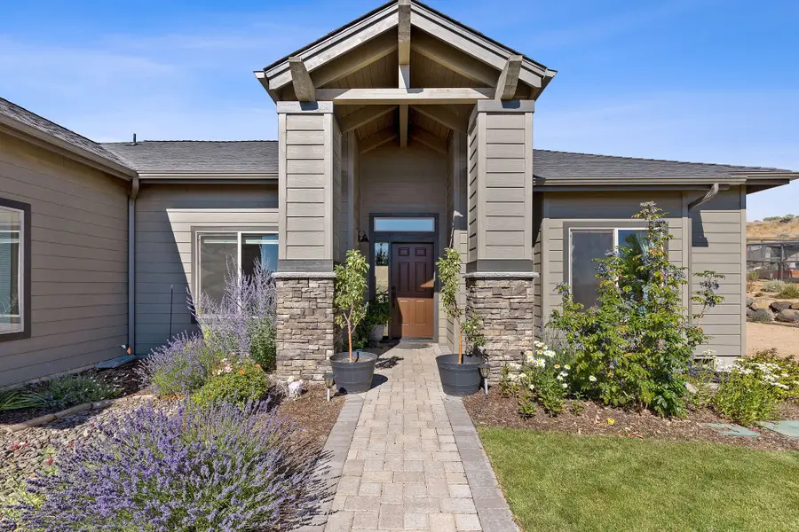 2273 NE Valley View, Madras, OR 97741 - Image #2