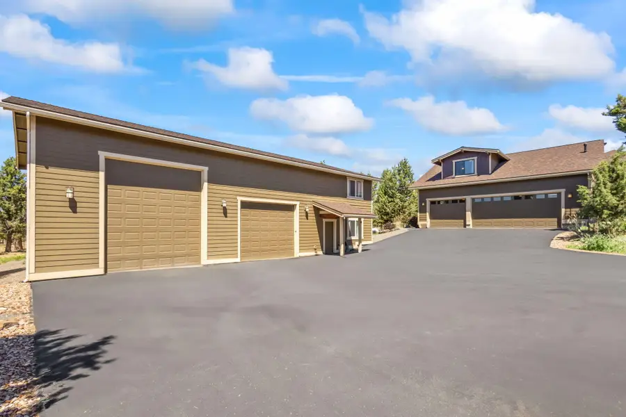 7581 SE Madison Avenue, Prineville, OR 97754 - #3