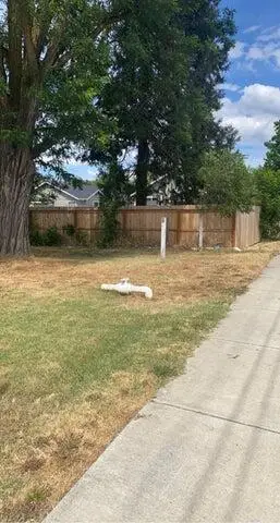 2720 Redwood, Grants Pass, OR 97527 - Image #3