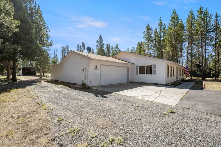 52466 Lost Ponderosa, La Pine, OR 97739 - Image #3
