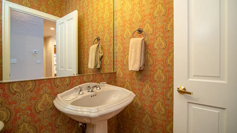 57042 Peppermill, Sunriver, OR 97707 - Image #3