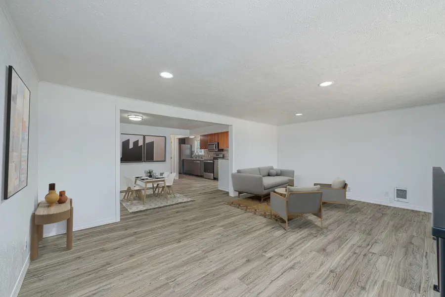 266 NW Riverside Boulevard, Bend, OR 97703 - Image #3