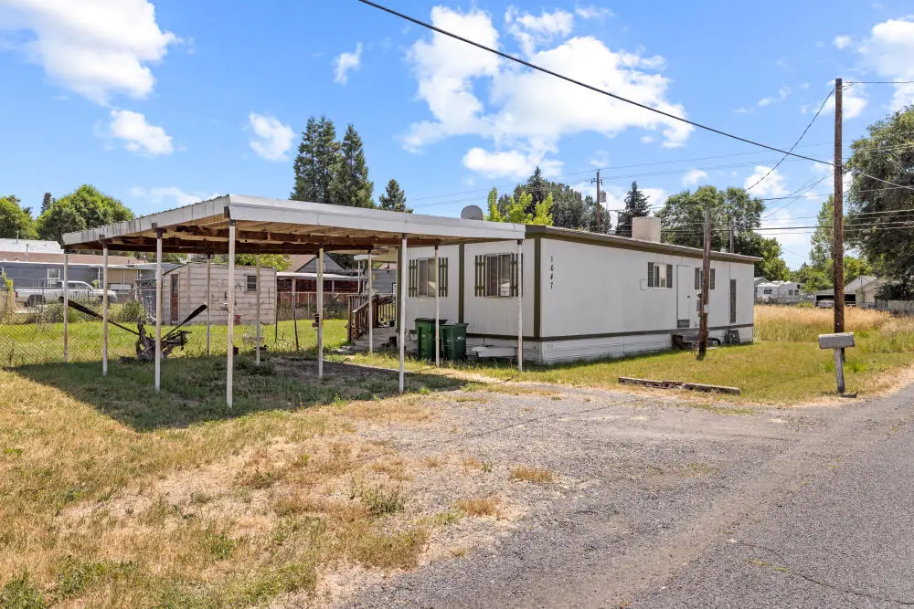 1647 Hope, Klamath Falls, OR 97603 - Image #1