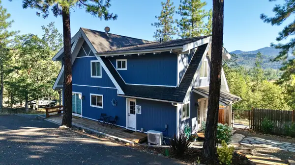 640 Sarma, Shady Cove, OR 97539