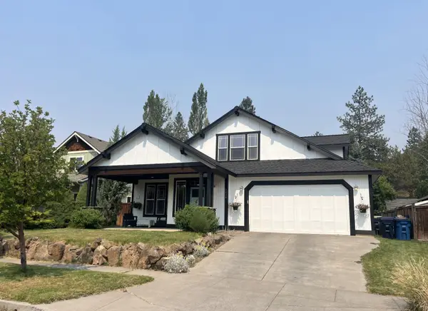 2424 NW Summerhill, Bend, OR 97703