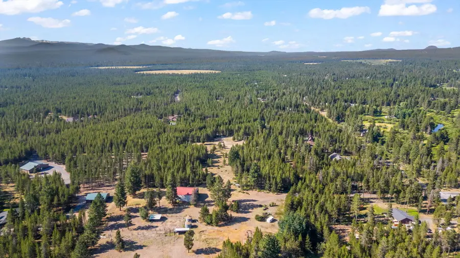 54880 Maple Drive, Bend, OR 97707 - Image #3