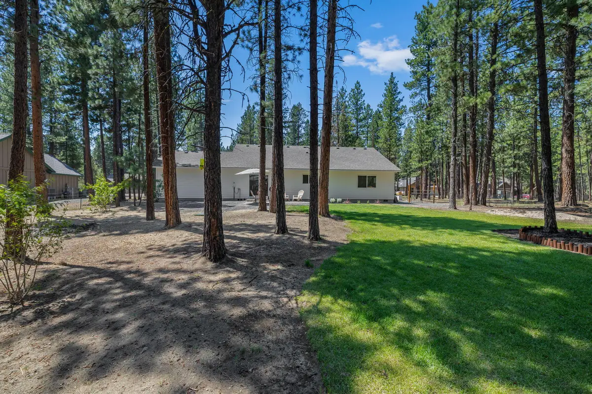 15325 Bear, La Pine, OR 97739 - Image #1