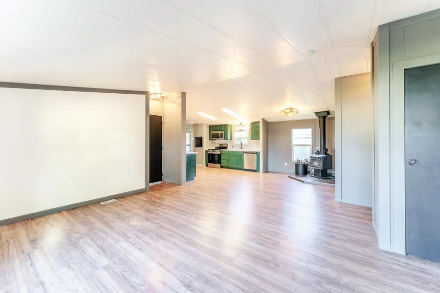 3197 N Mcbeth, Prineville, OR 97754 - Image #2