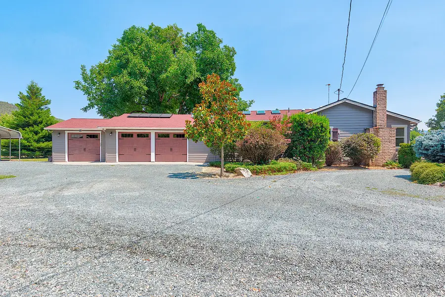 5830 Foothill, Rogue River, OR 97537 - Image #3