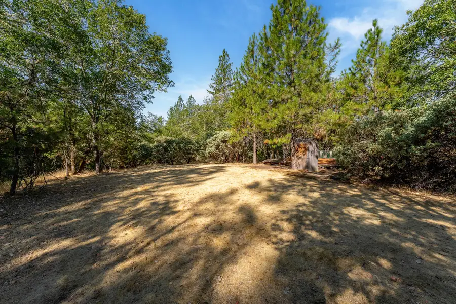 720 Azalea, Grants Pass, OR 97526 - Image #2