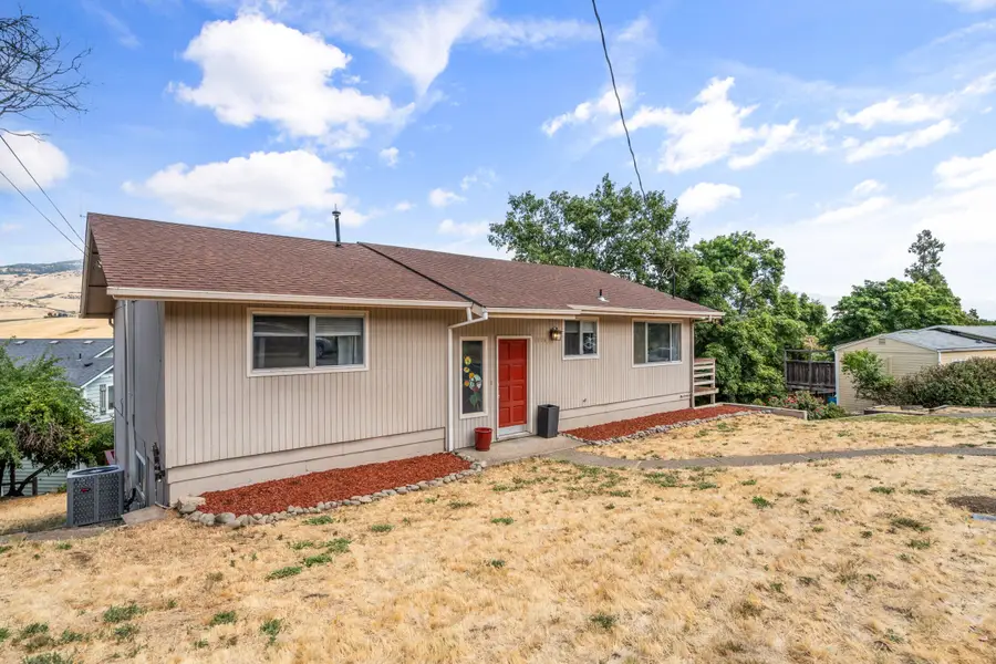1179 N Main, Ashland, OR 97520 - Image #3