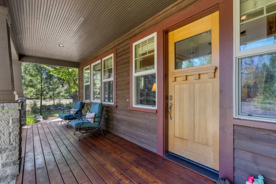 685 E Coyote Springs, Sisters, OR 97759 - Image #3