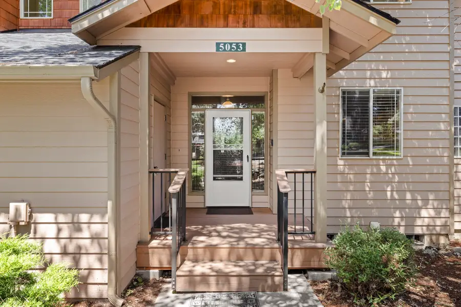 5053 Falcon, Klamath Falls, OR 97601 - Image #2