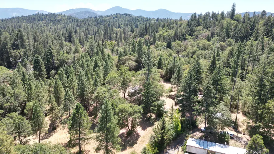 1752 Rounds, Grants Pass, OR 97527 - Image #2