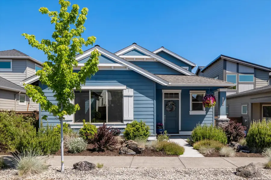 20864 SE Sunniberg, Bend, OR 97702 - Image #2