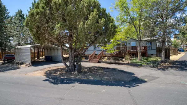 20585 Fred Meyers, Bend, OR 97701