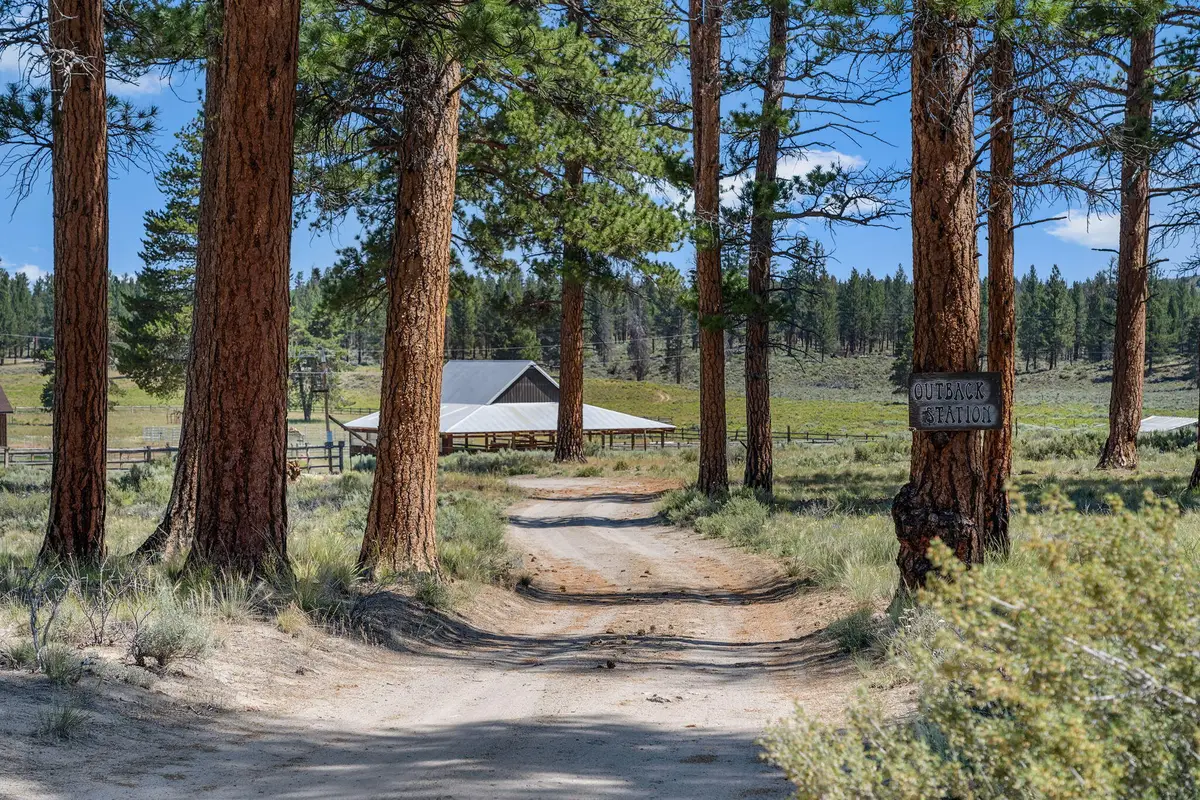 76231 Highway 31, Fort Rock, OR 97735 - #1