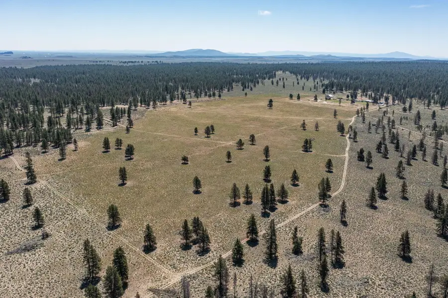 76231 Highway 31, Fort Rock, OR 97735 - #2