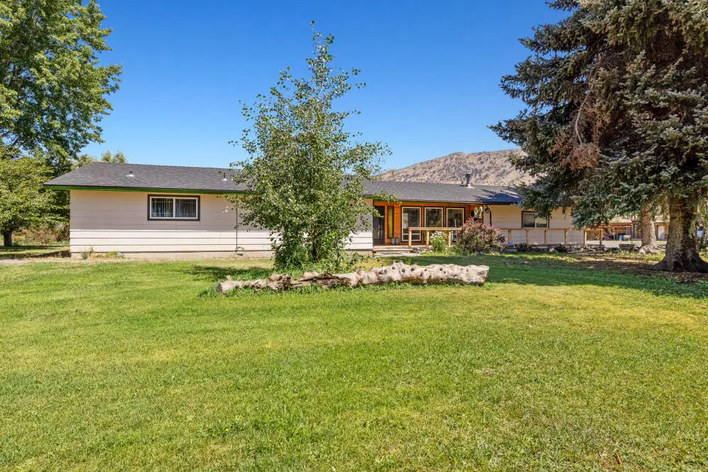 10145 Matney, Klamath Falls, OR 97603 - Image #1