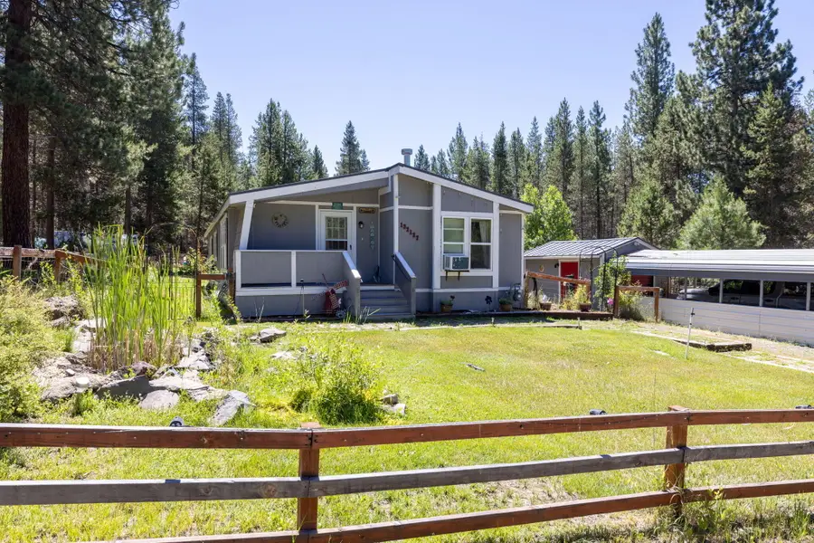 137127 Main Street, Crescent, OR 97733 - #2