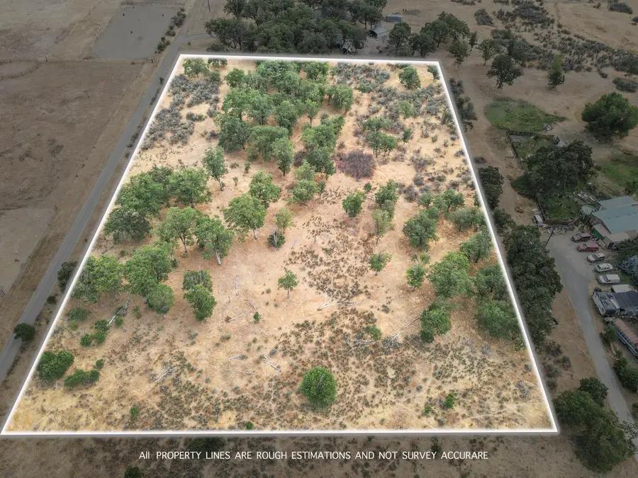 Winnetka, Central Point, OR 97502 - Image #2