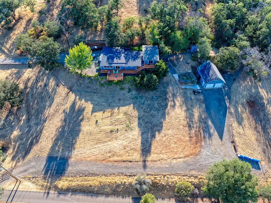 6251 Ventura, Central Point, OR 97502 - Image #3